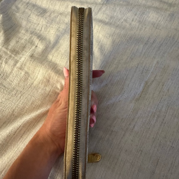 Louis Vuitton Damier Azu Zippy Wallet - Picture 4 of 6